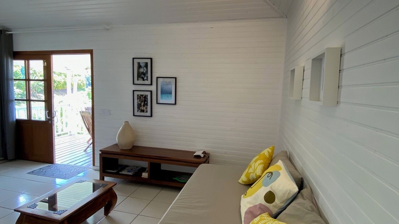 Photo of Livingroom in Teahupoo