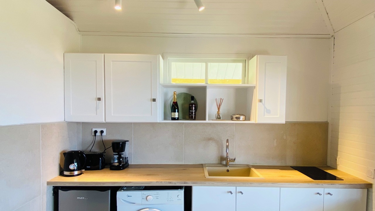 Photo of Kitchen in Teahupoo