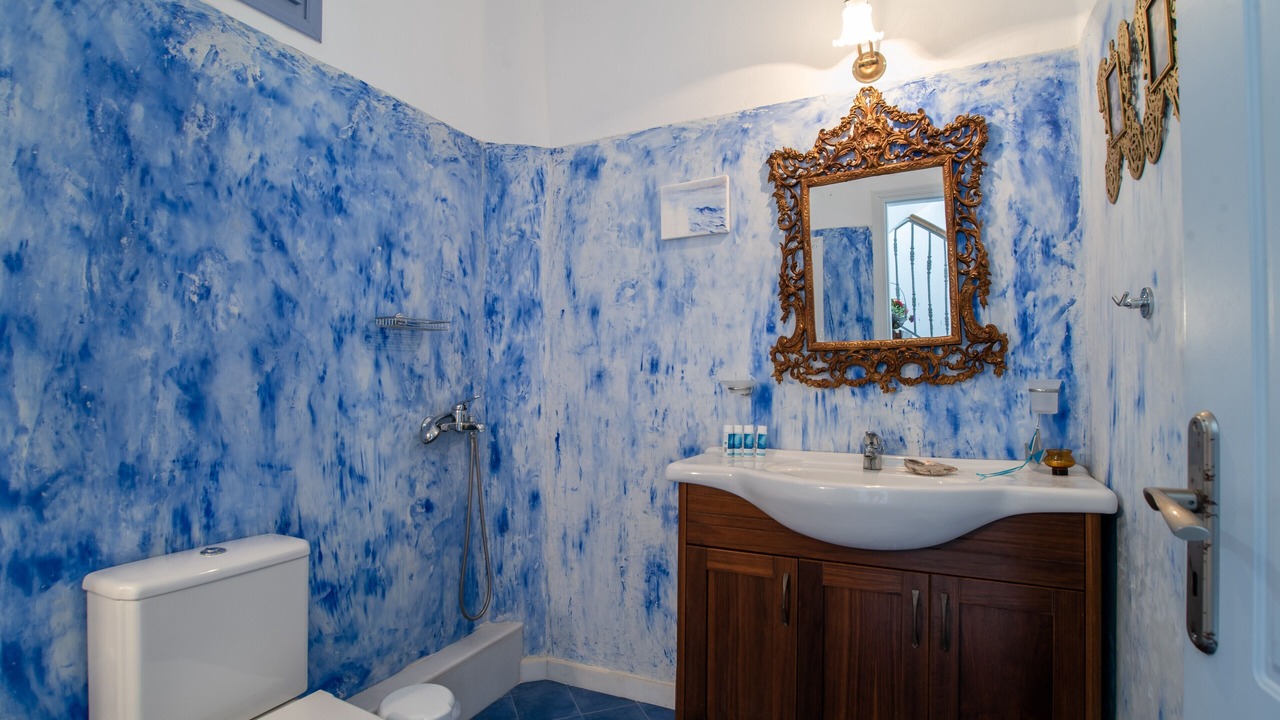 Photo of Bathroom in Maragas
