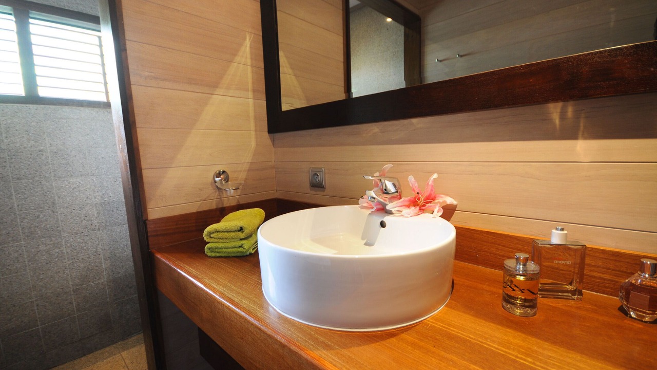 Photo of Bathroom in Moorea-Maiao