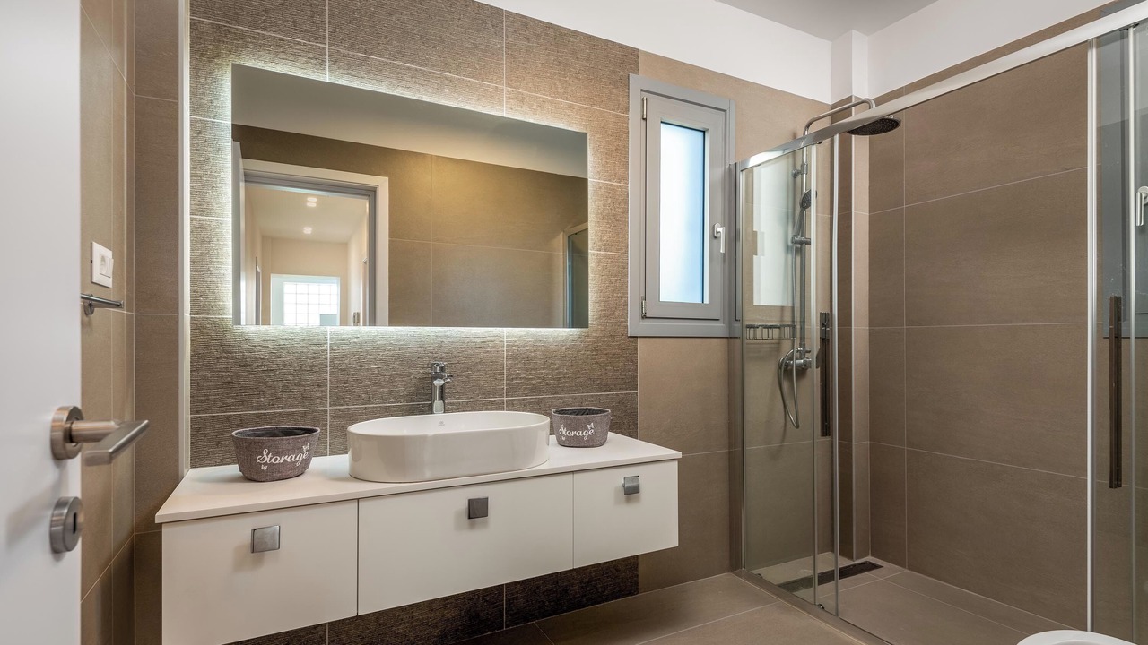 Photo of Bathroom in Ialyssos