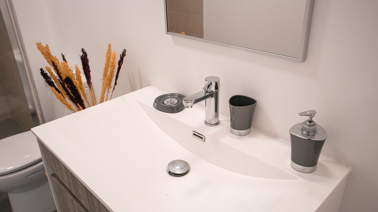 Photo of Bathroom in Faaa