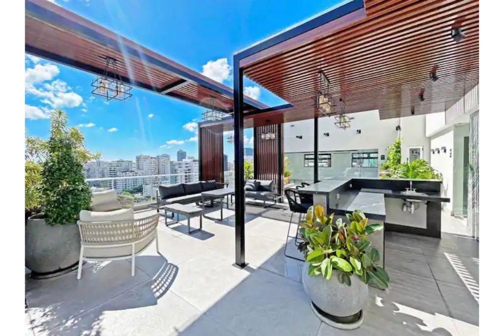 Photo of Outdoor in Yolanda Morales