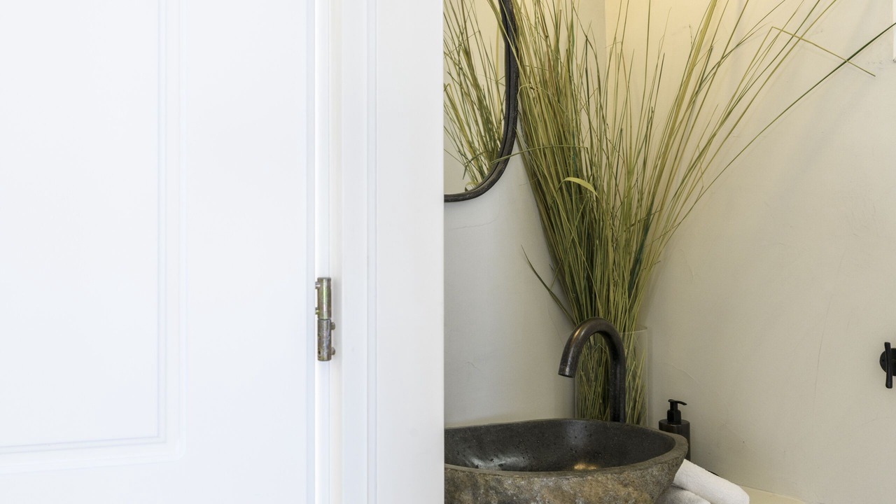 Photo of Bathroom in Kanalia