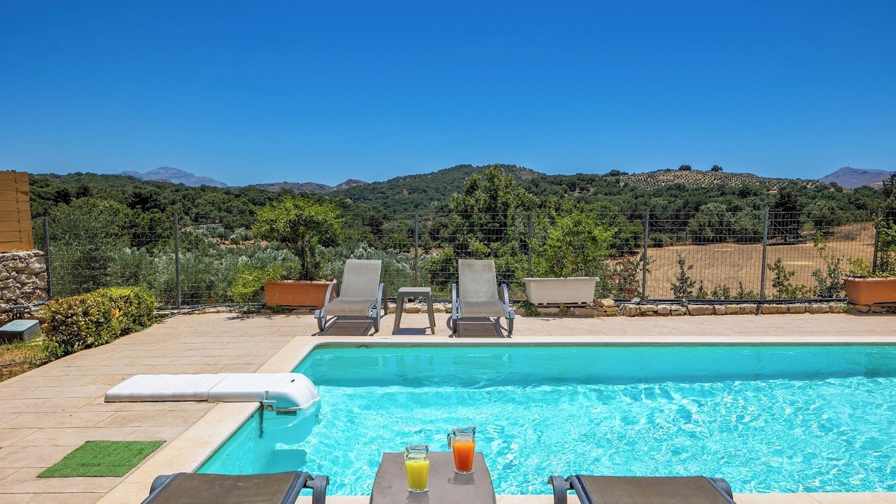 Photo of Outdoor in Monopari