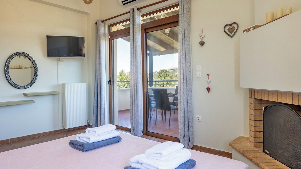 Photo of Bedroom in Monopari