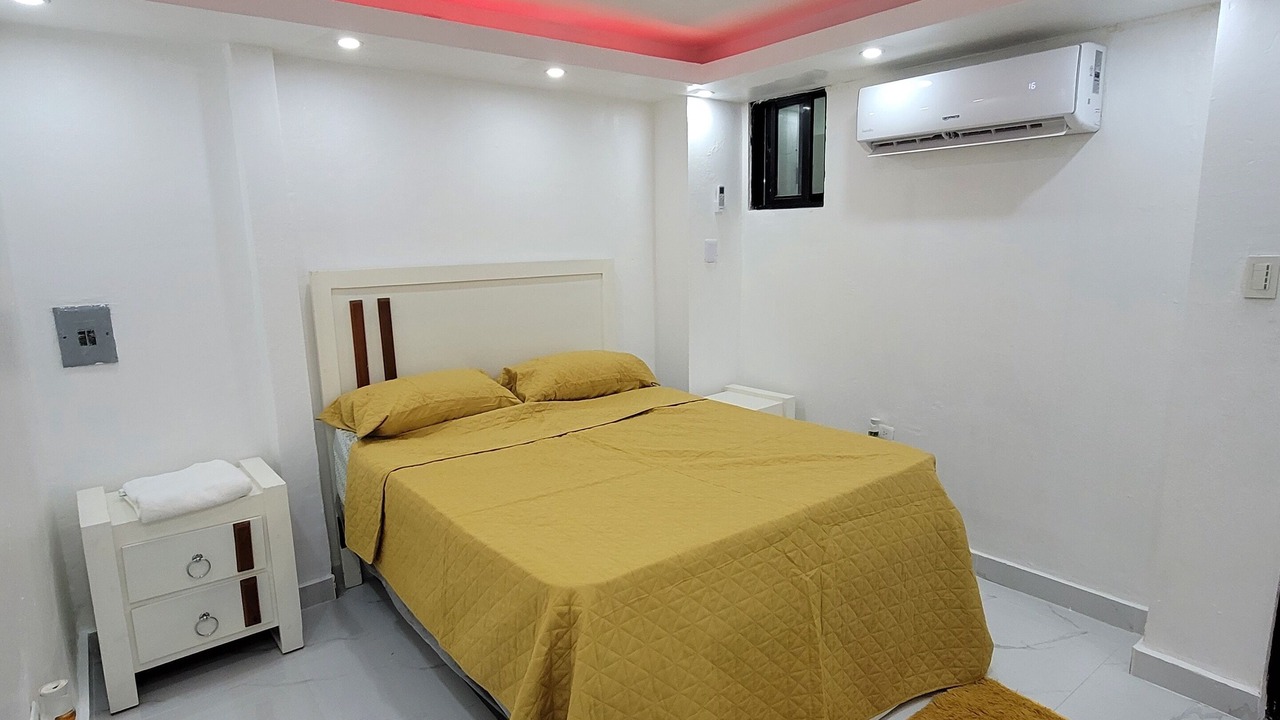 Photo of Bedroom in Lope De Vega