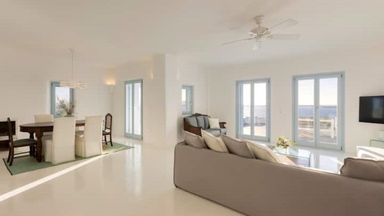Photo of Livingroom in Nea Cryssi Akti