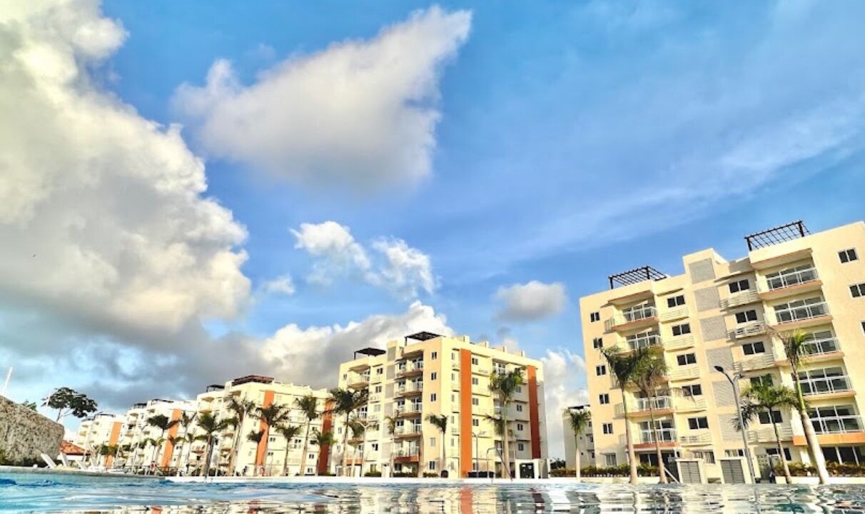 Photo of Outdoor in Veron