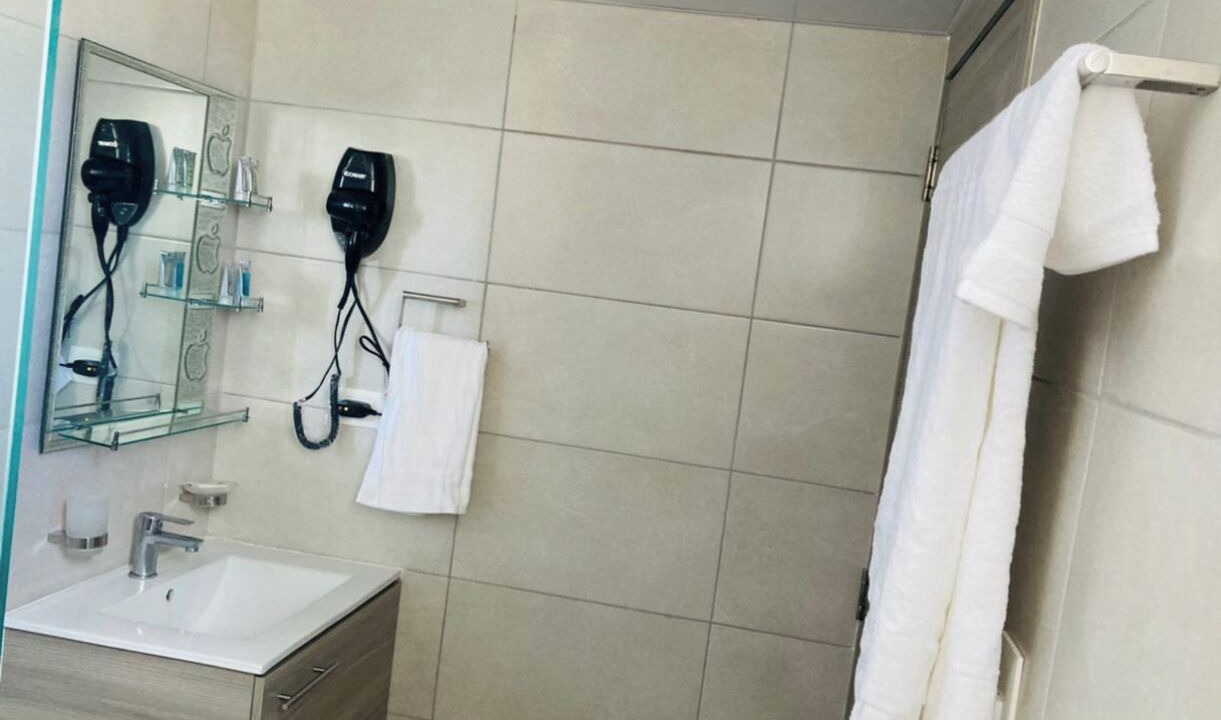 Photo of Bathroom in Veron