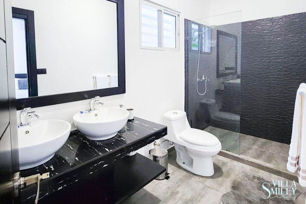 Photo of Bathroom in El Centro