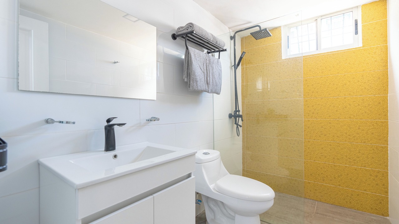 Photo of Bathroom in Llanos de Gurabo I