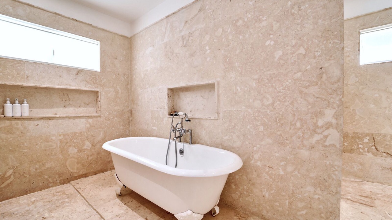 Photo of Bathroom in Los Lagos