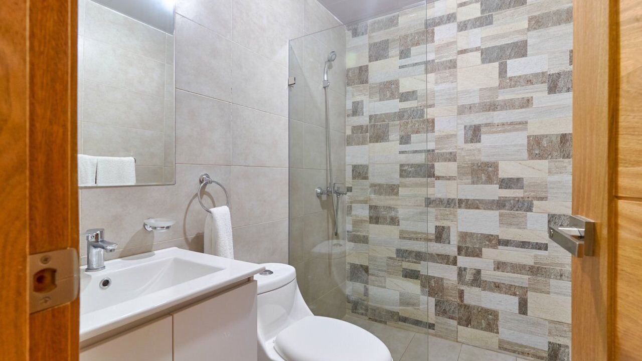 Photo of Bathroom in Evaristo Morales