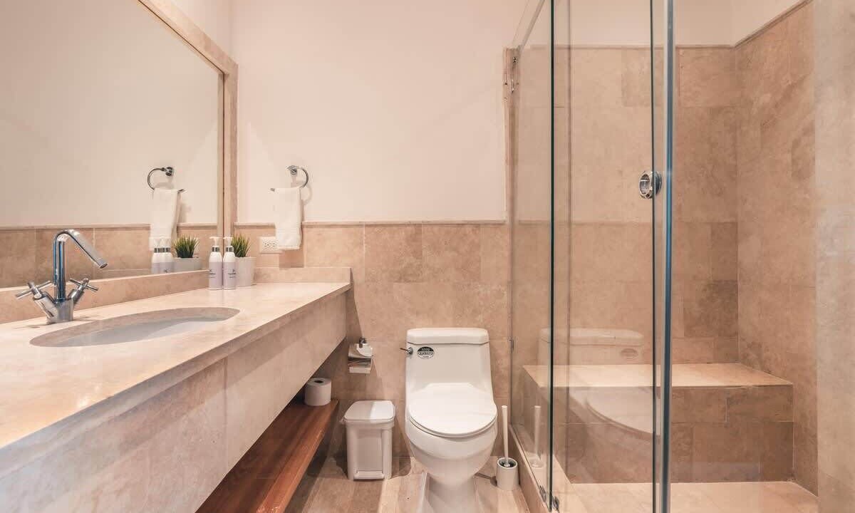 Photo of Bathroom in Los Altos