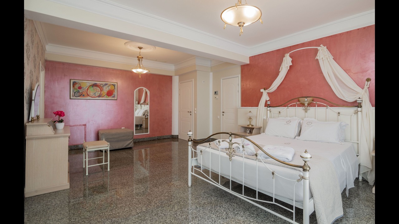 Photo of Bedroom in Akrotiri