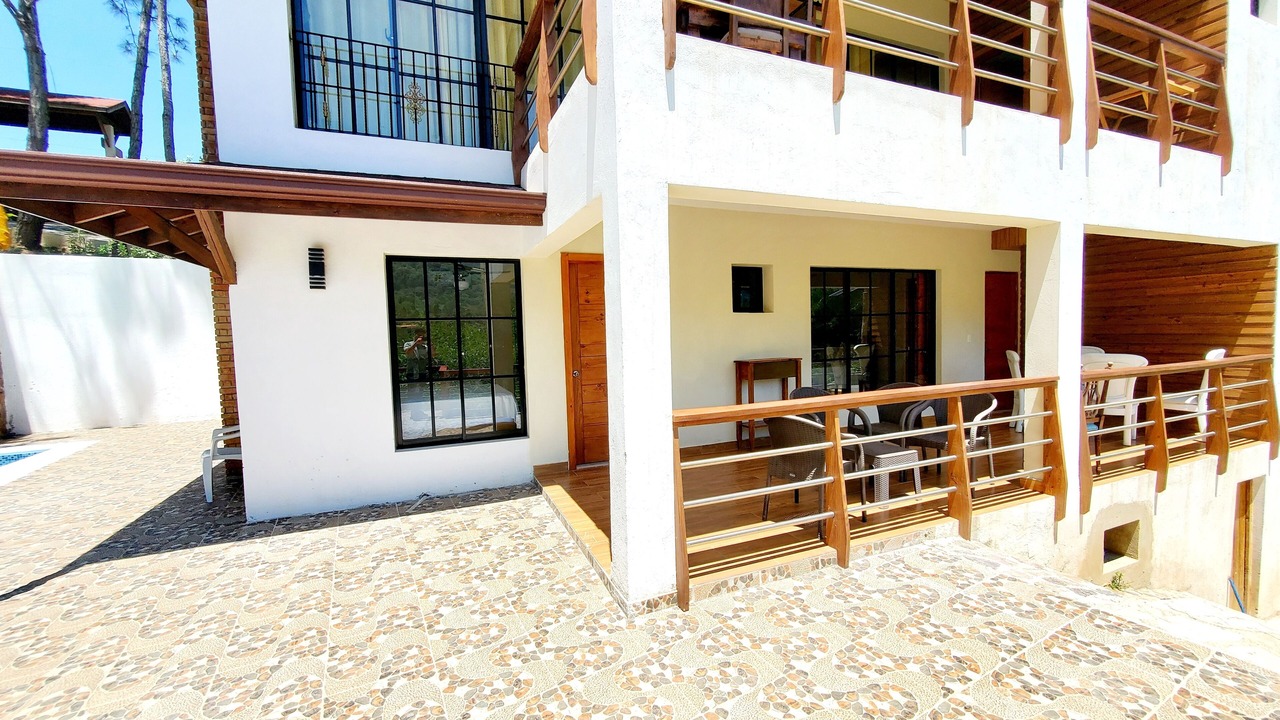 Photo of Patio Balcony in La Vega Province