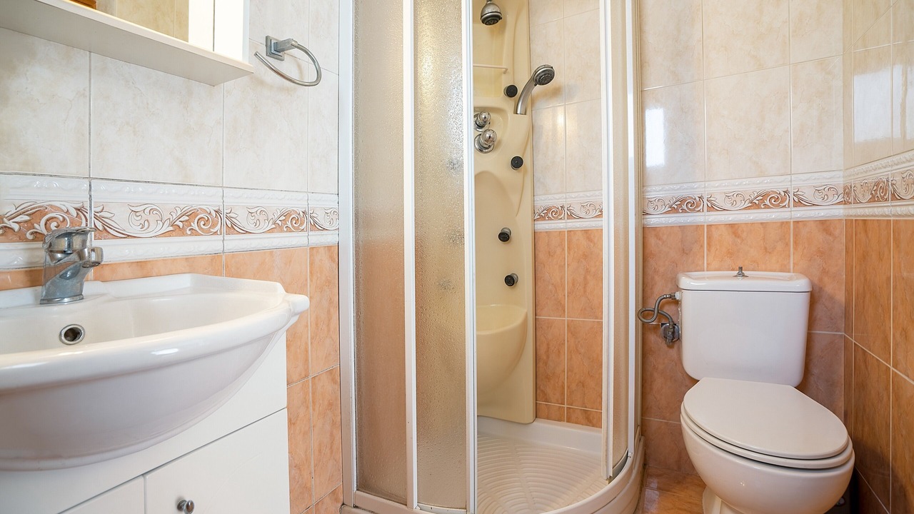 Photo of Bathroom in Asgourou