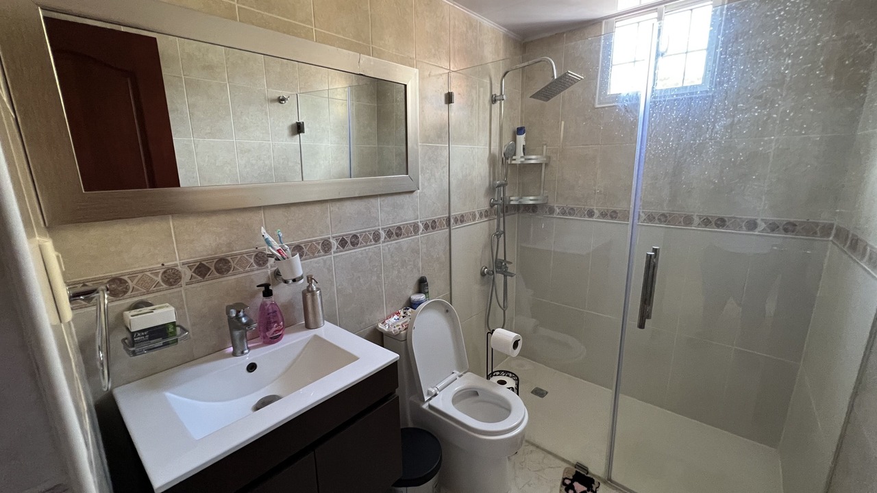 Photo of Bathroom in Llanos de Gurabo I