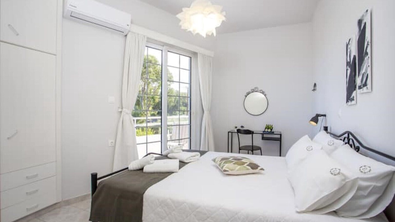 Photo of Bedroom in Kamiros