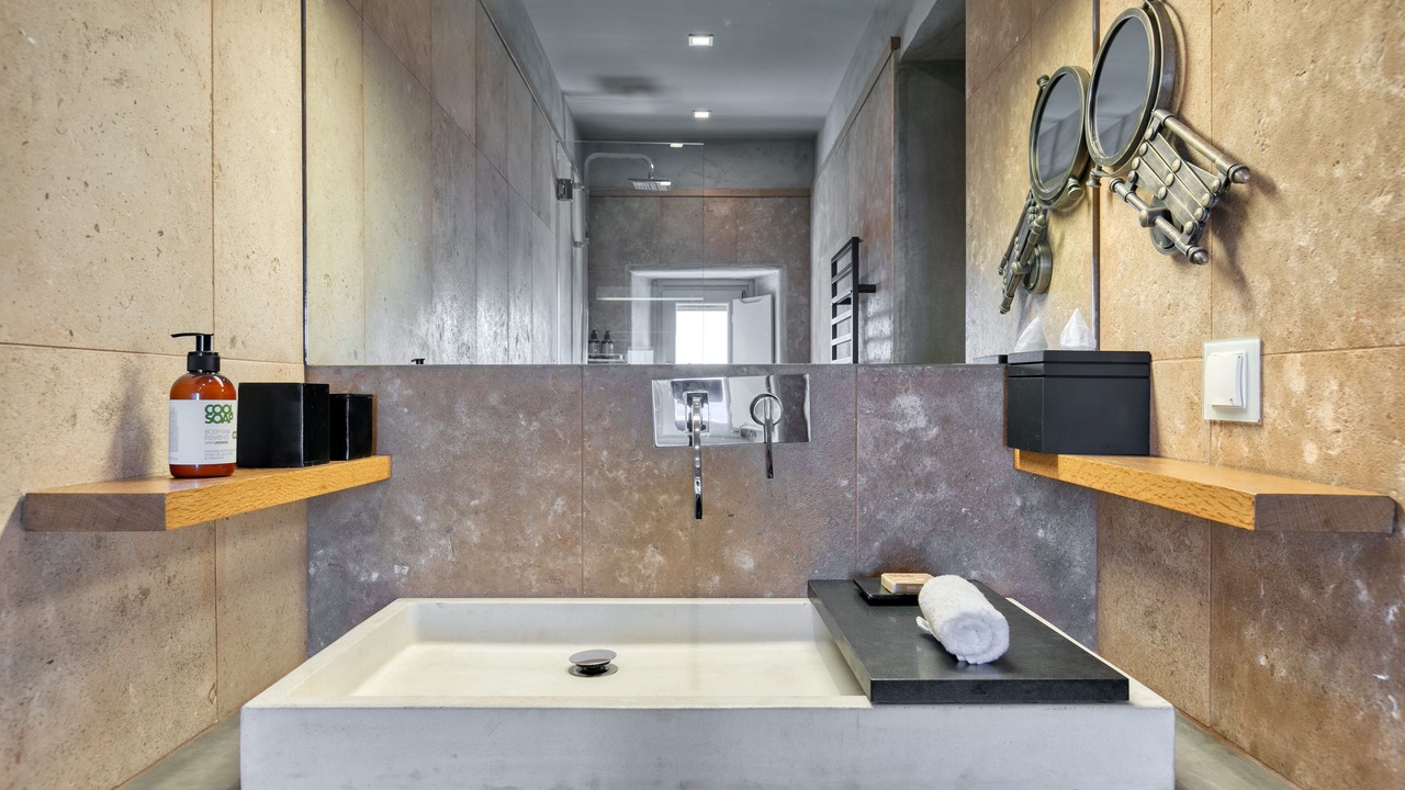 Photo of Bathroom in Paraga
