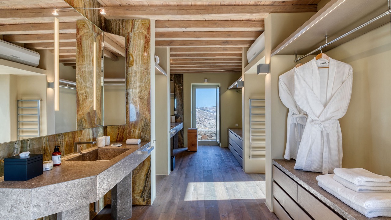 Photo of Bathroom in Paraga