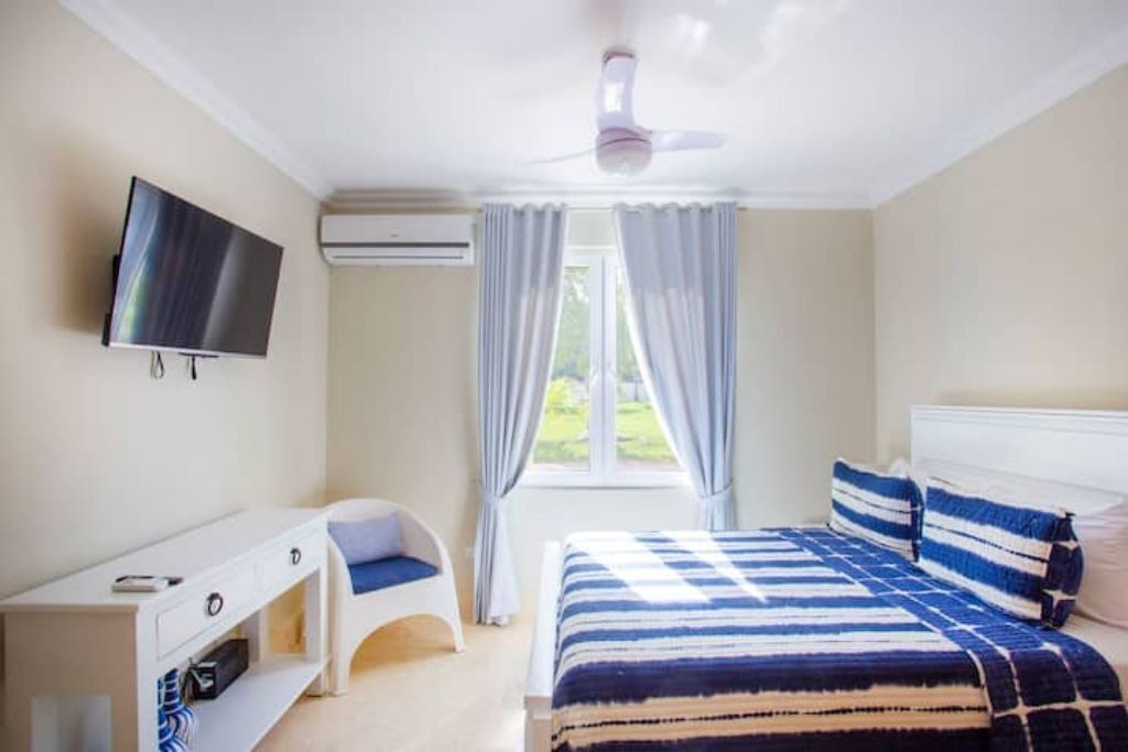 Photo of Bedroom in Playa Chiquita
