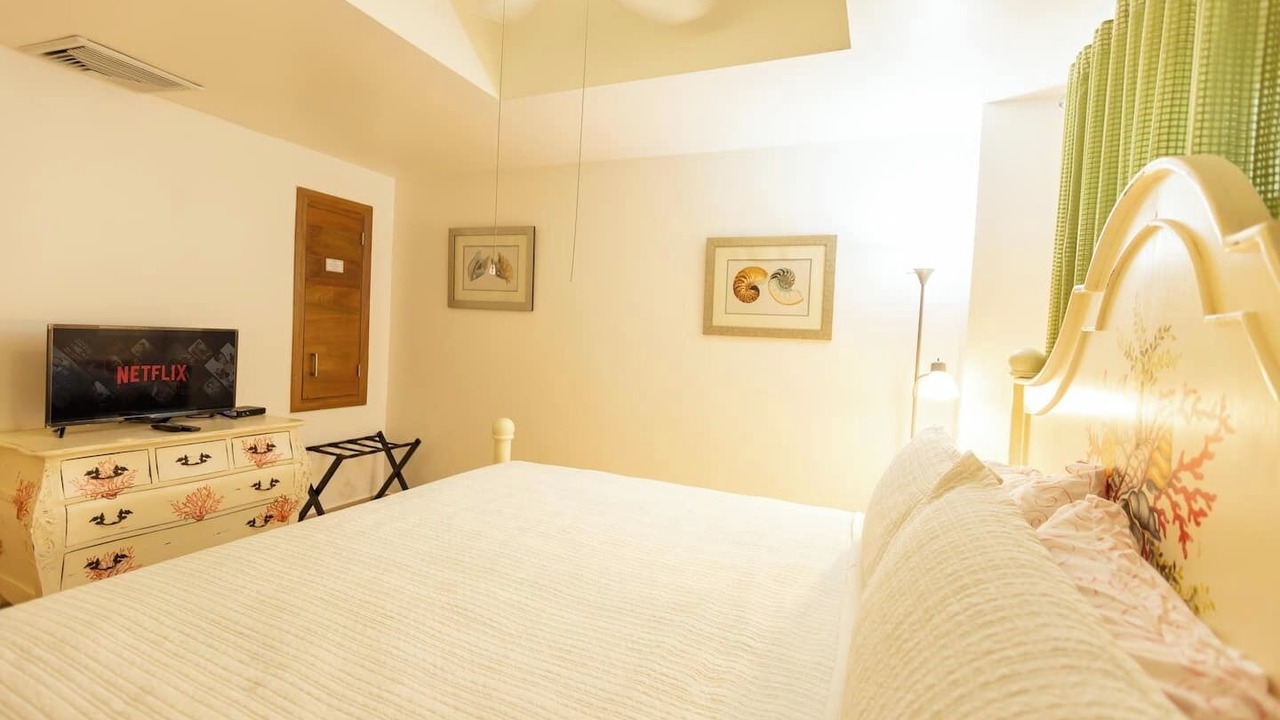 Photo of Bedroom in Villas Del Mar