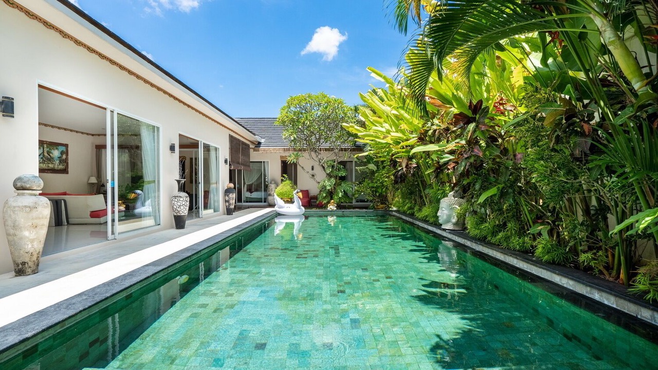 Photo of Outdoor in Sunset Road