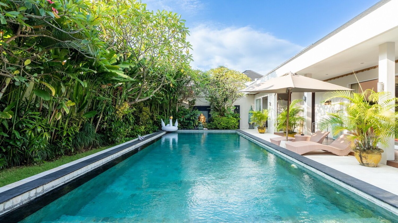 Photo of Outdoor in Sunset Road
