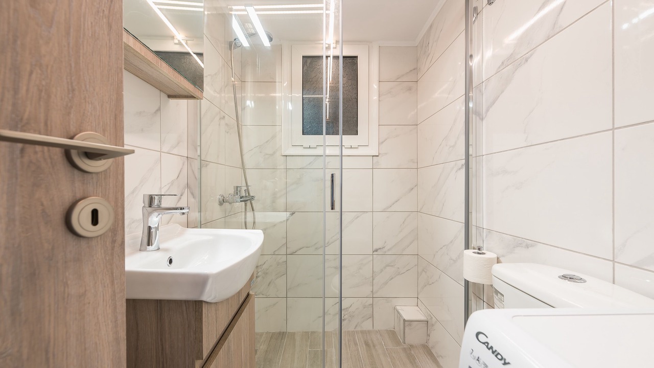 Photo of Bathroom in Petroupoli