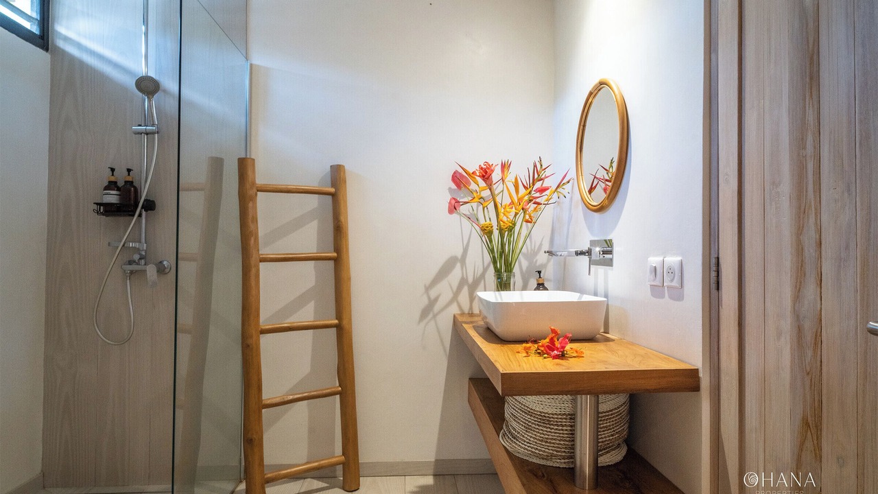 Photo of Bathroom in Tiahura