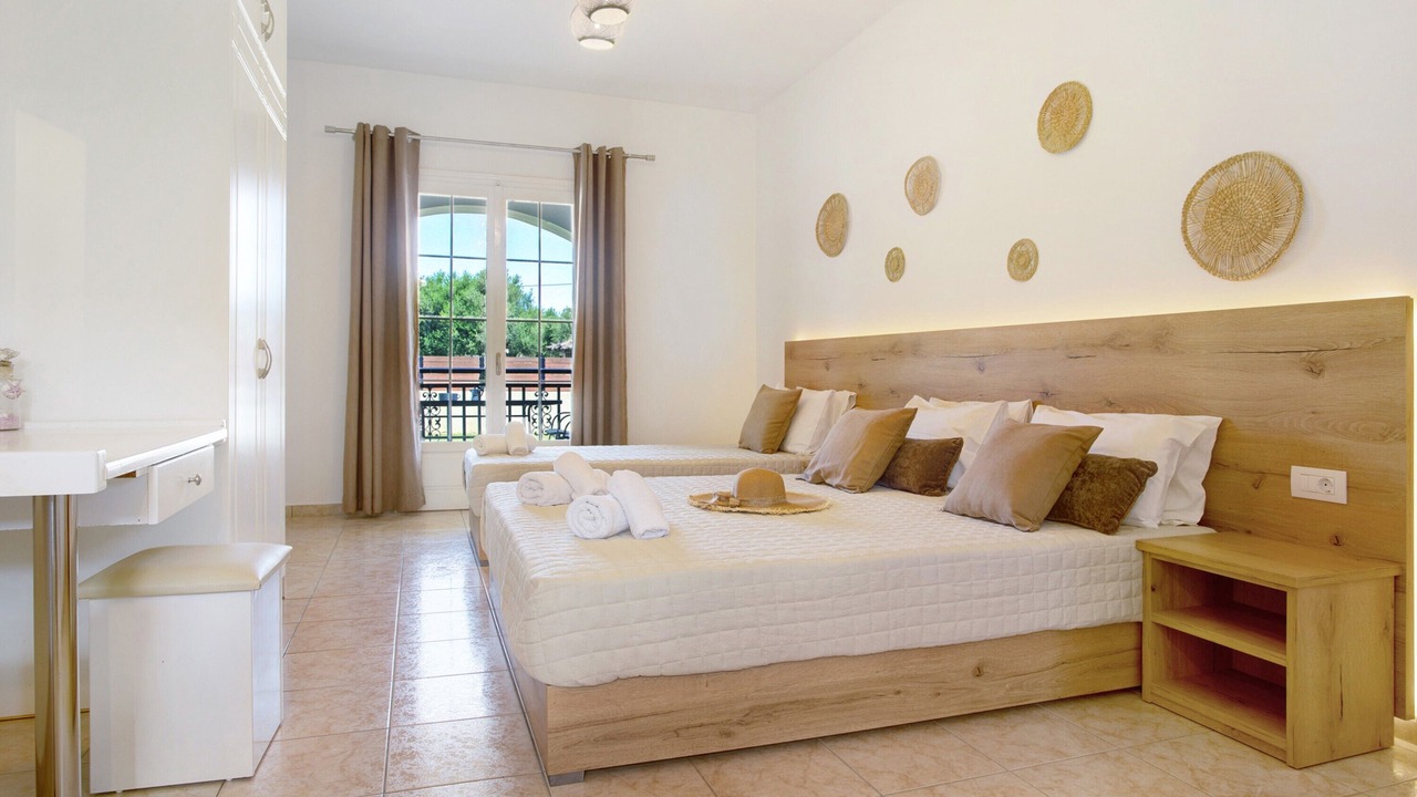 Photo of Bedroom in Alykes