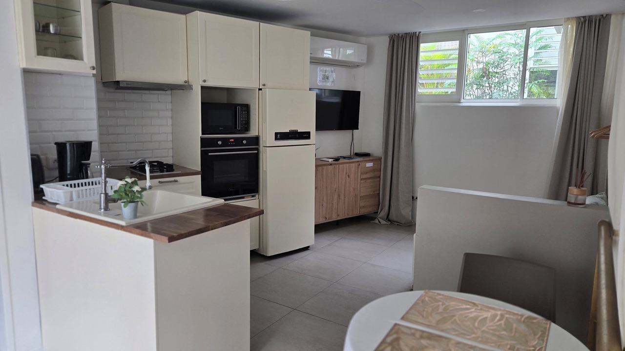 Photo of Kitchen in Punaauia