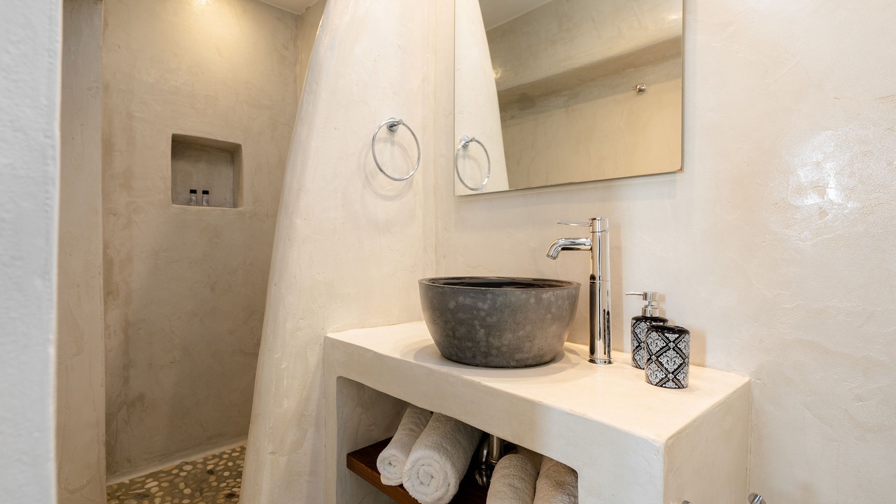Photo of Bathroom in Naxos