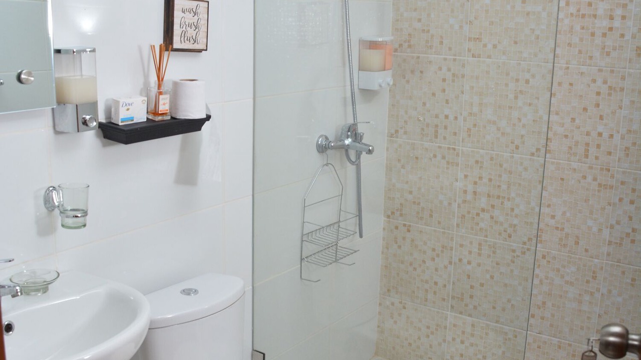 Photo of Bathroom in Llanos de Gurabo I