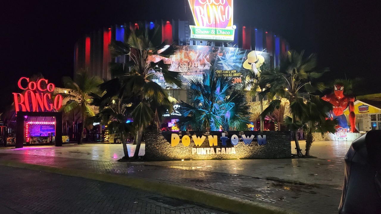 Photo of Outdoor in Veron