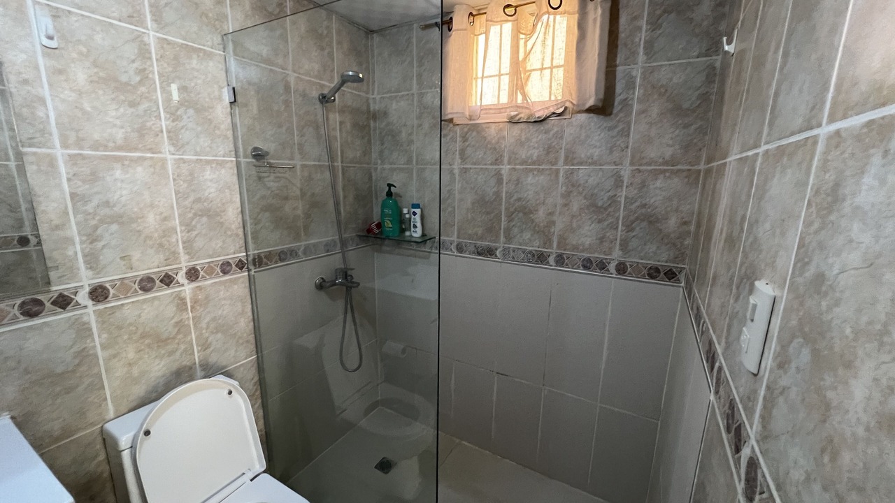 Photo of Bathroom in Llanos de Gurabo I