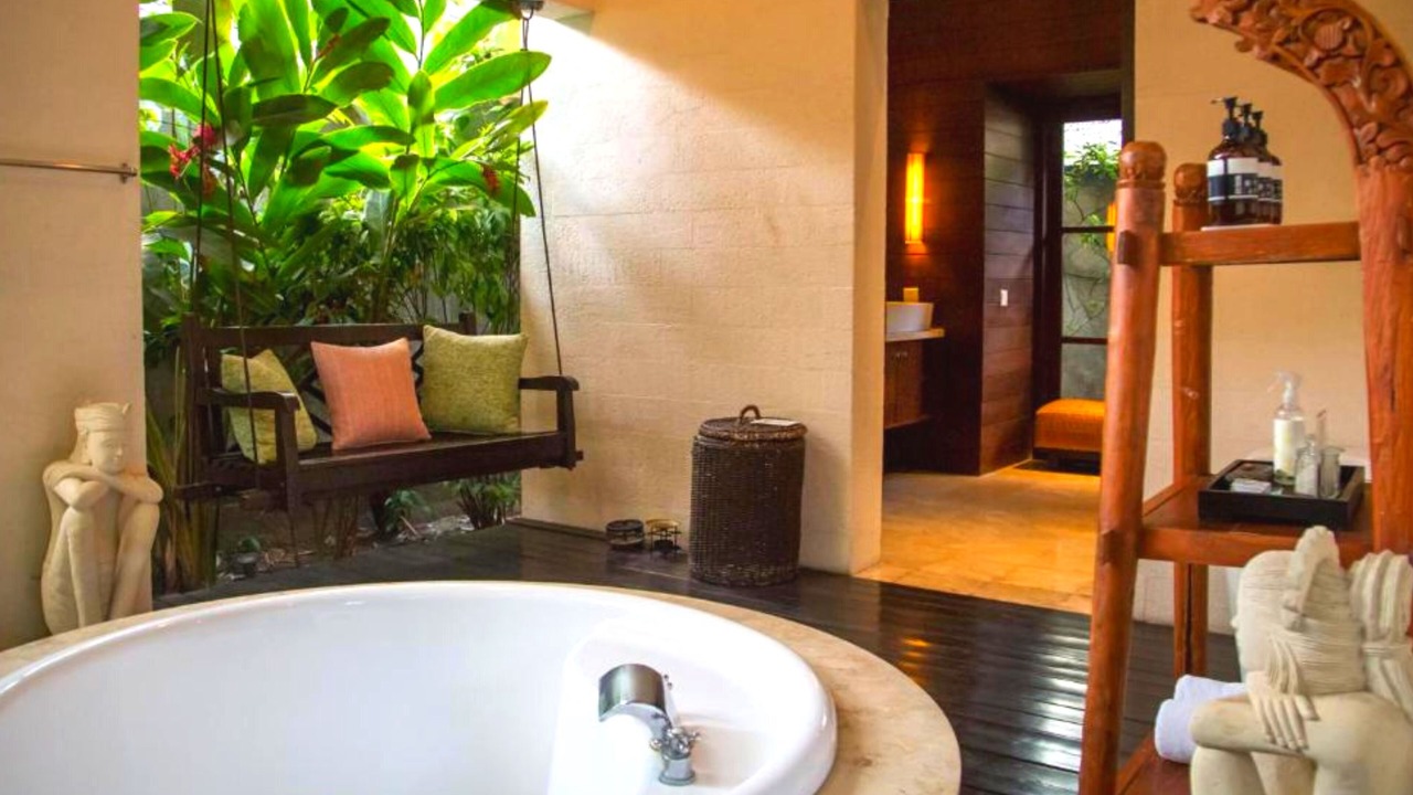Photo of Bathroom in Petitenget