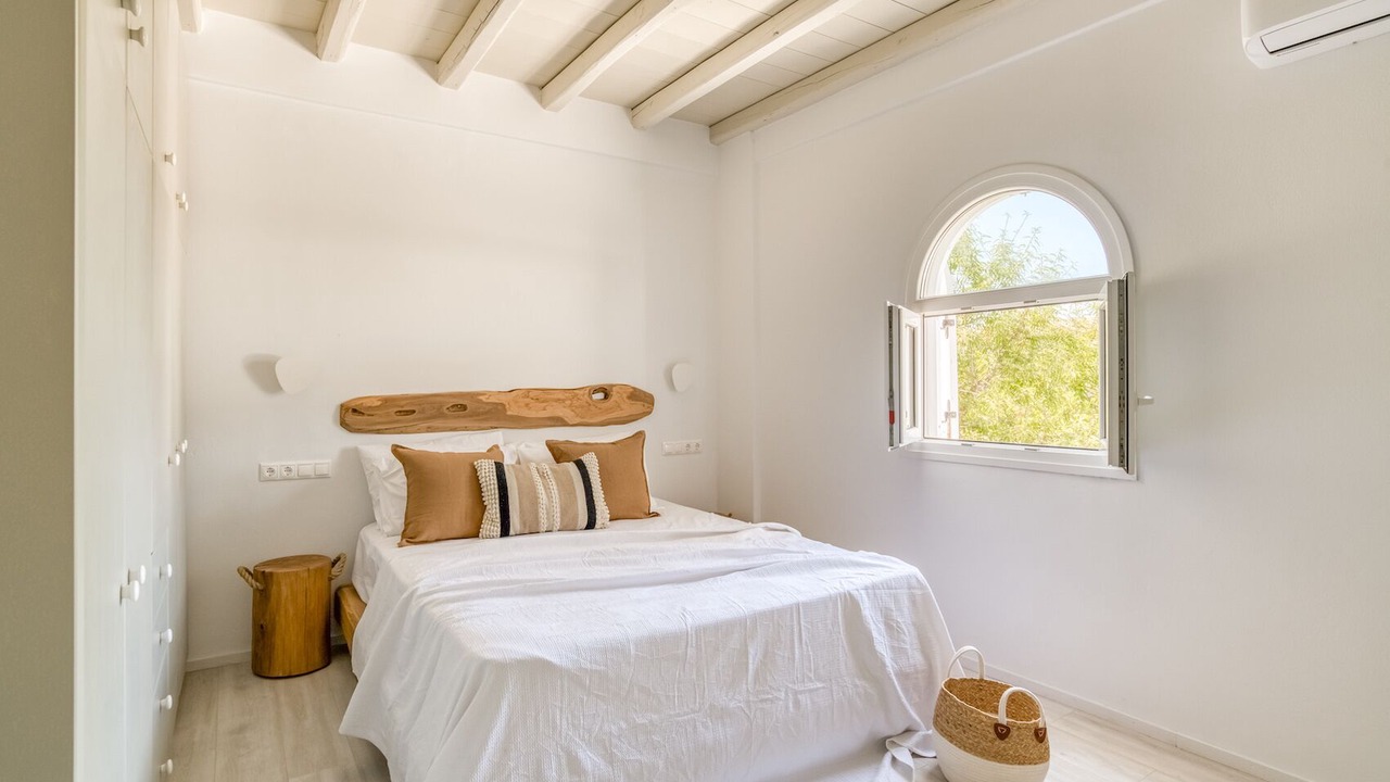 Photo of Bedroom in Aliki