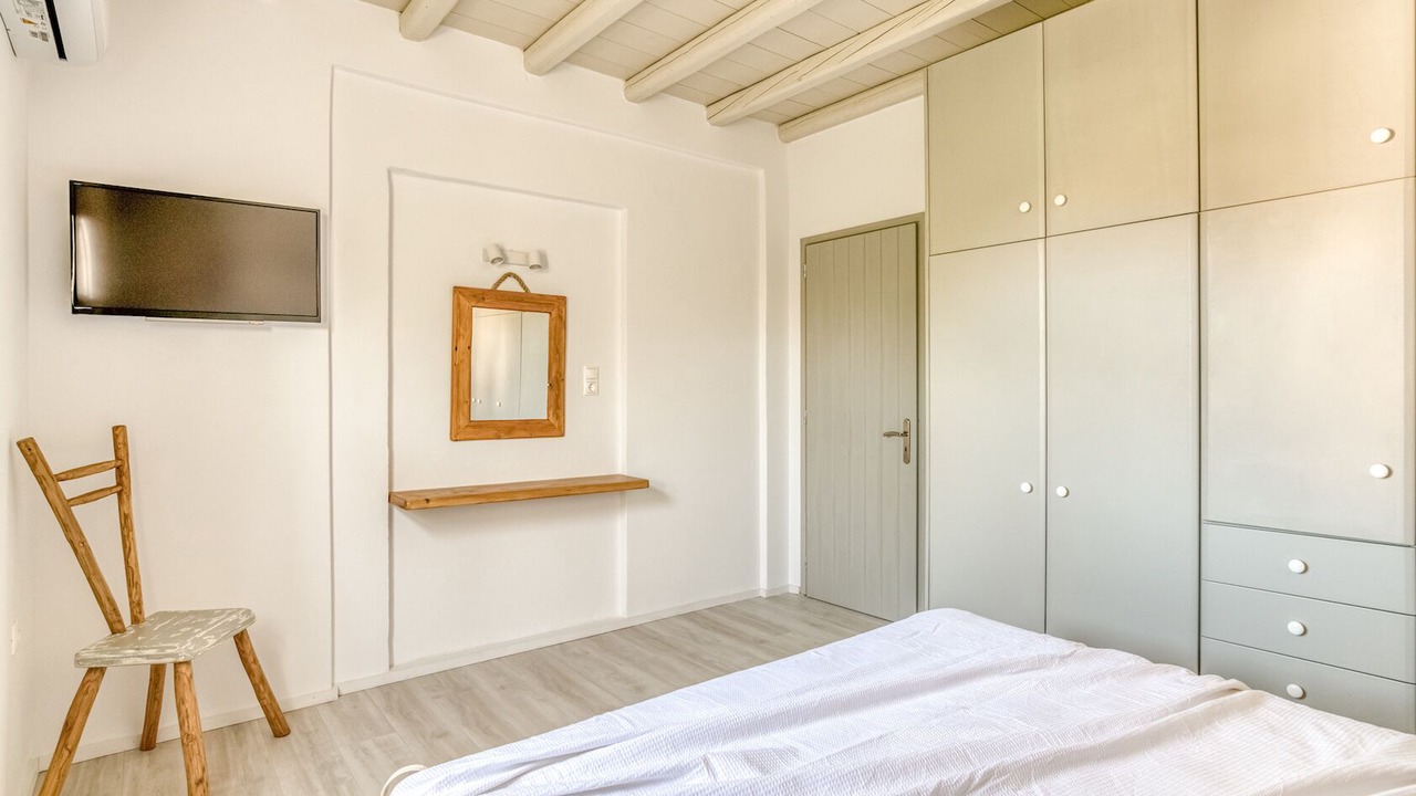Photo of Bedroom in Aliki