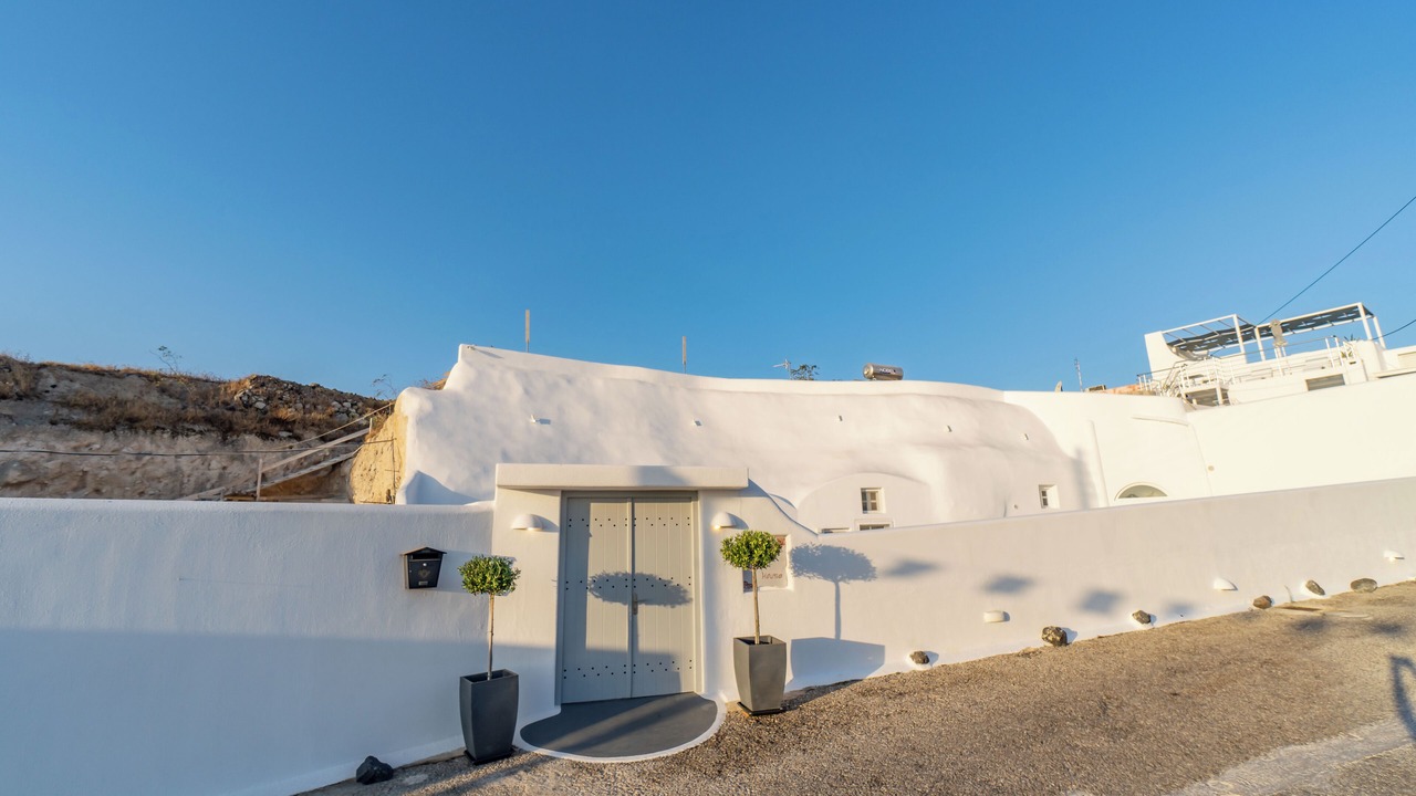 Photo of Outdoor in Fira