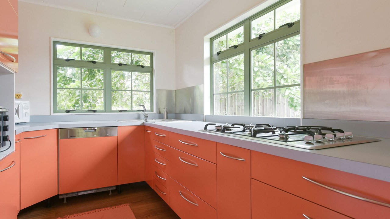 Photo of Kitchen in Afaahiti