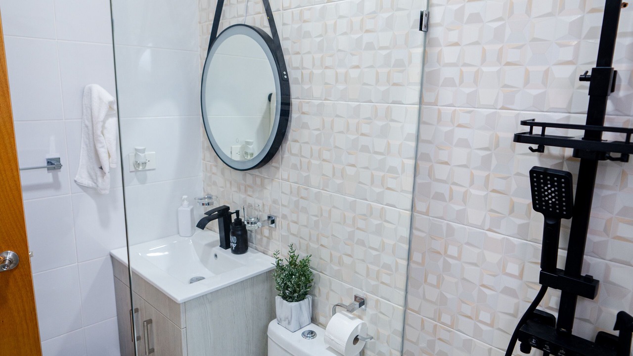 Photo of Bathroom in Llanos de Gurabo I
