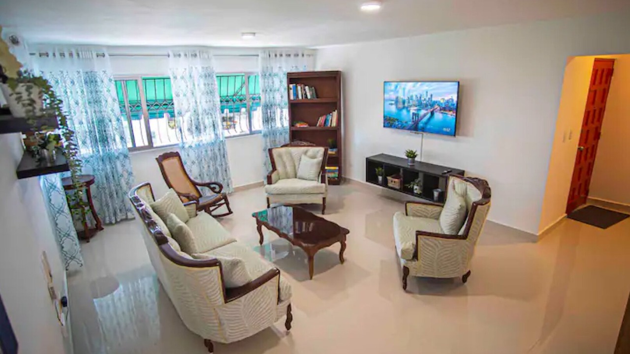Photo of Livingroom in Yolanda Morales