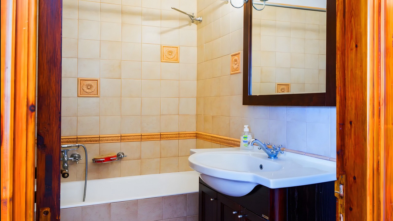 Photo of Bathroom in Naxos