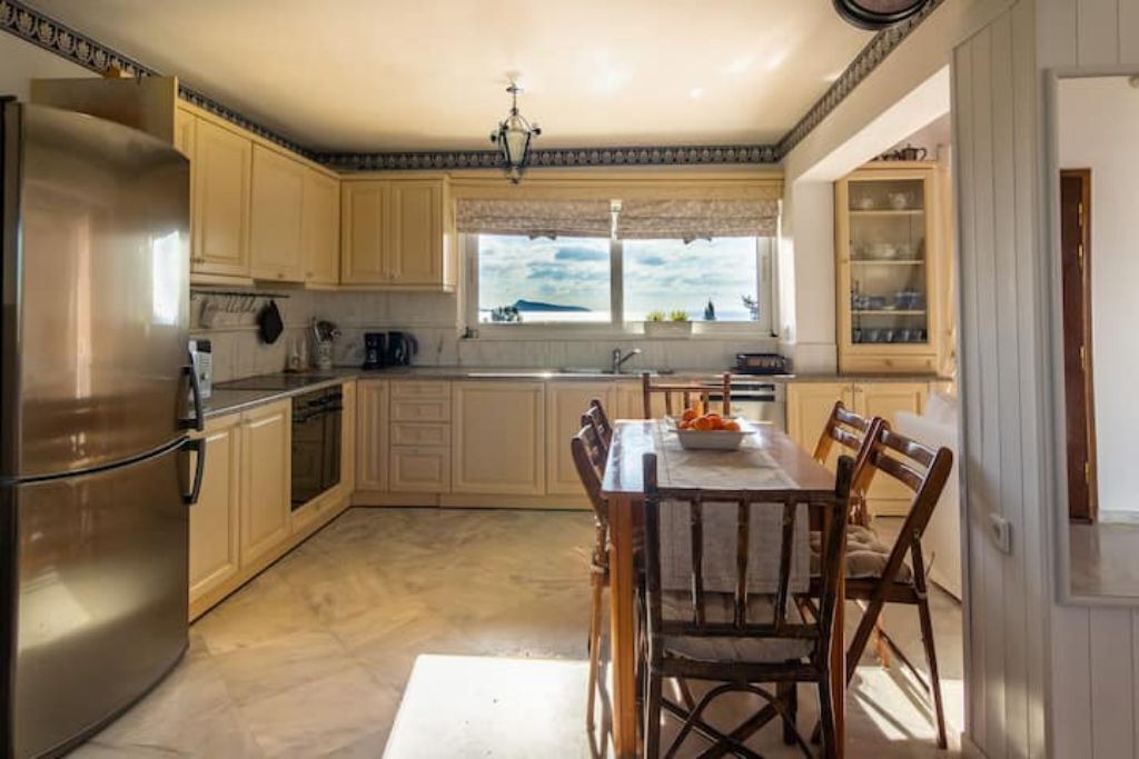 Photo of Kitchen in Agios Emilianos