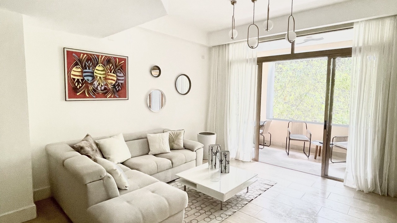 Photo of Livingroom in Los Altos