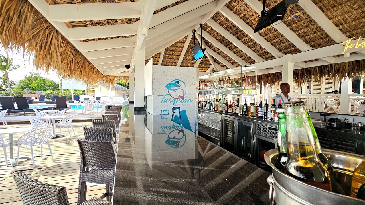 Photo of Others in Dominicus