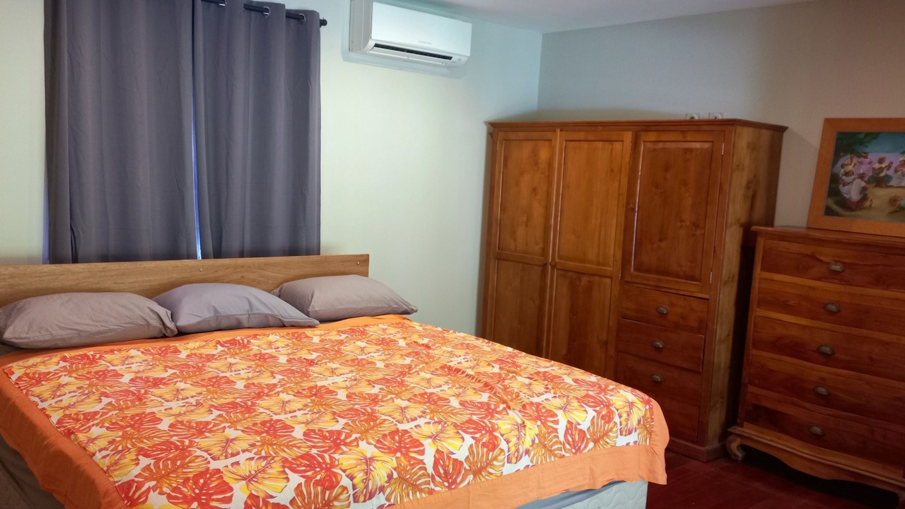 Photo of Bedroom in Punaauia